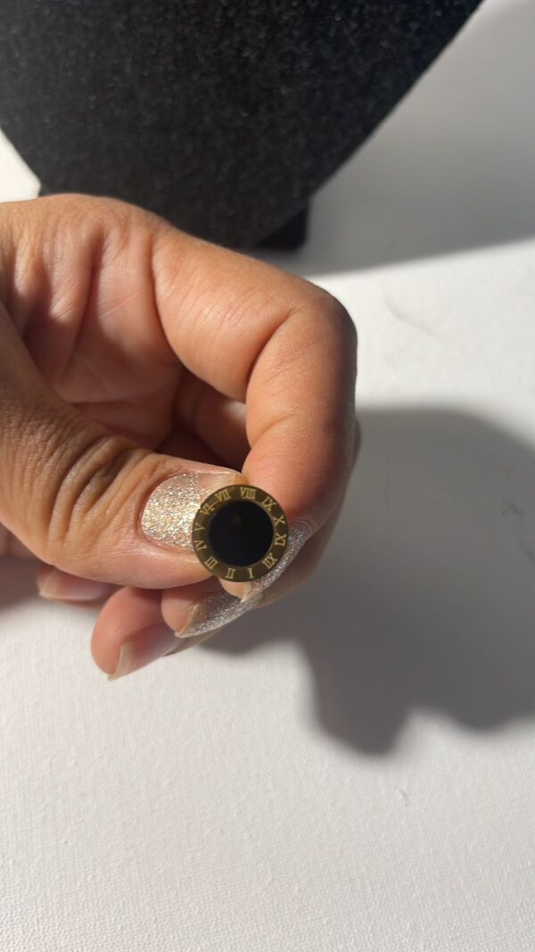 Aretes en forma de reloj - Image 2